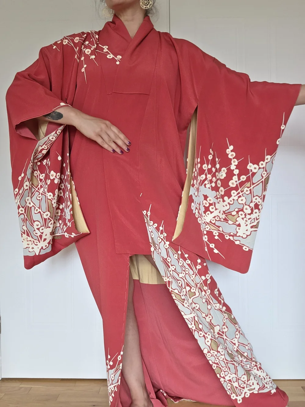 Vintage Silk Houmongi Kimono – Plum Blossom Motif - Picture 1 of 7